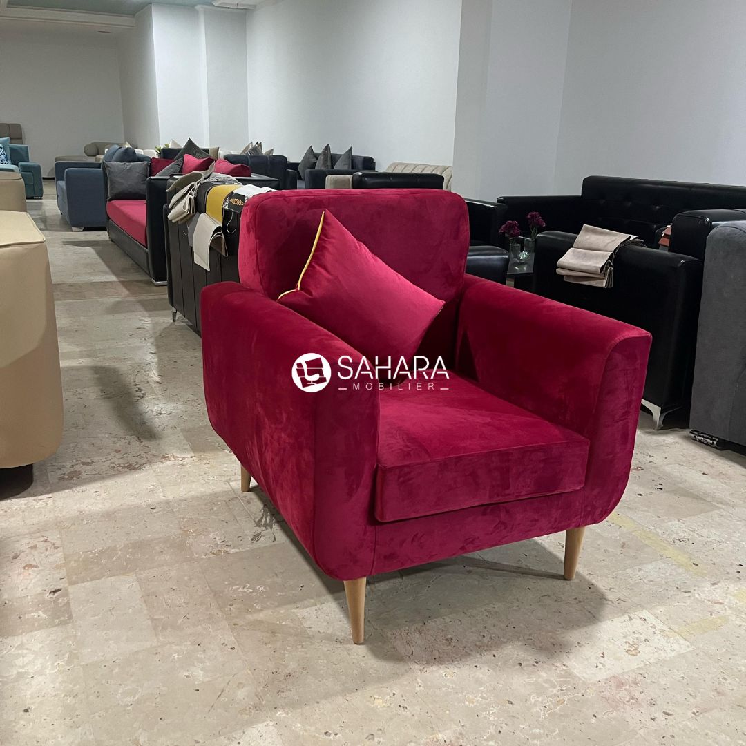 canapé en voleur une place exposé dans le showroom